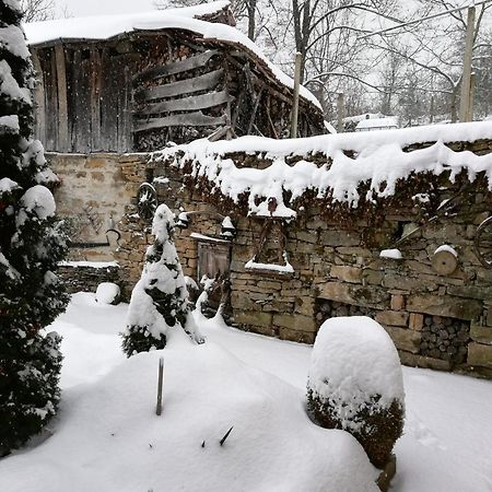 Къща За Гости Чичарите Gabrovo Exterior photo