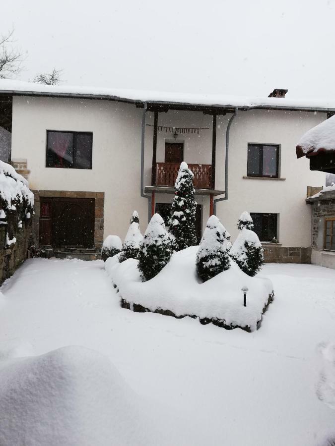 Къща За Гости Чичарите Gabrovo Exterior photo